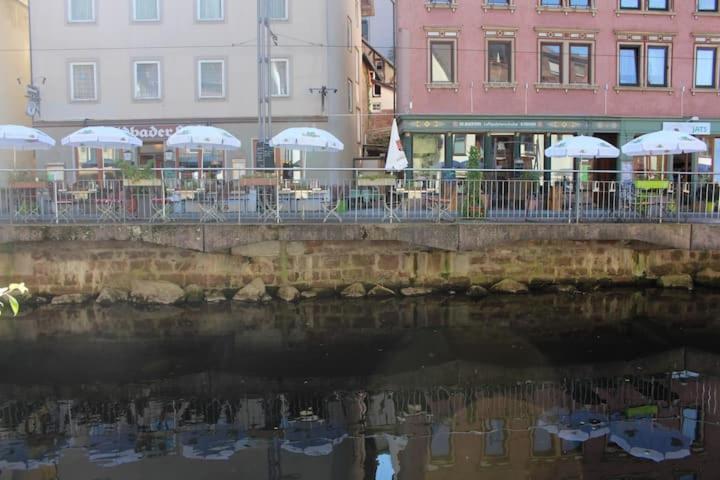Moderne Wohnung Schwarzwald - In Bester Lage Direkt Am Fluss Bad Wildbad Exteriör bild
